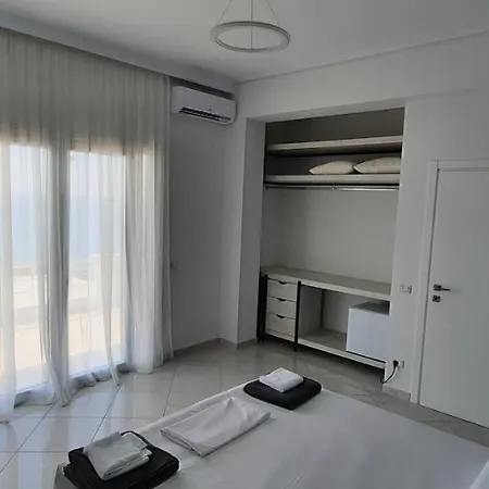 Casa de hóspedes Villa Christine Free Parking Vlorë