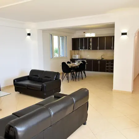 Villa Christine Free Parking Casa de hóspedes Vlorë