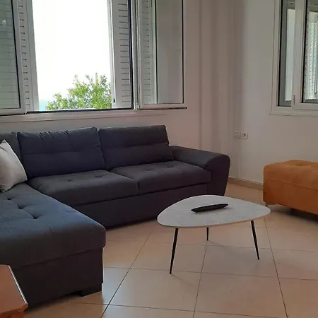 Villa Christine Free Parking Vlorë