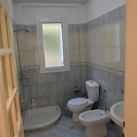 Villa Christine Free Parking 招待所 Vlorë