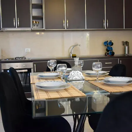 Villa Christine Free Parking * Avlonya
